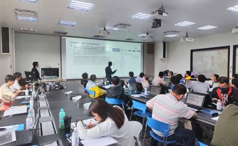 MINMAX Technology taught the railway isolated power module course at the National Kaohsiung University of Science and Technology